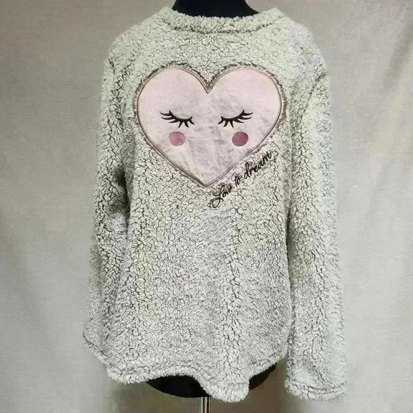 Secret Treasures Sleepwear Medium Super Soft Fuzzy Love To Dream‎ Applique Top - Picture 1 of 9